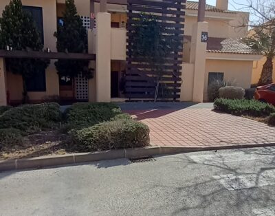 HL019 Holiday rentals 2 Bedroom ground floor apartment on HDA golf resort, Murcia